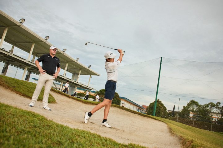 골프존 레드베터 아카데미 엡솜(GOLFZON Leadbetter Academy at Epsom) 야외 개인 훈련 모습 (1)