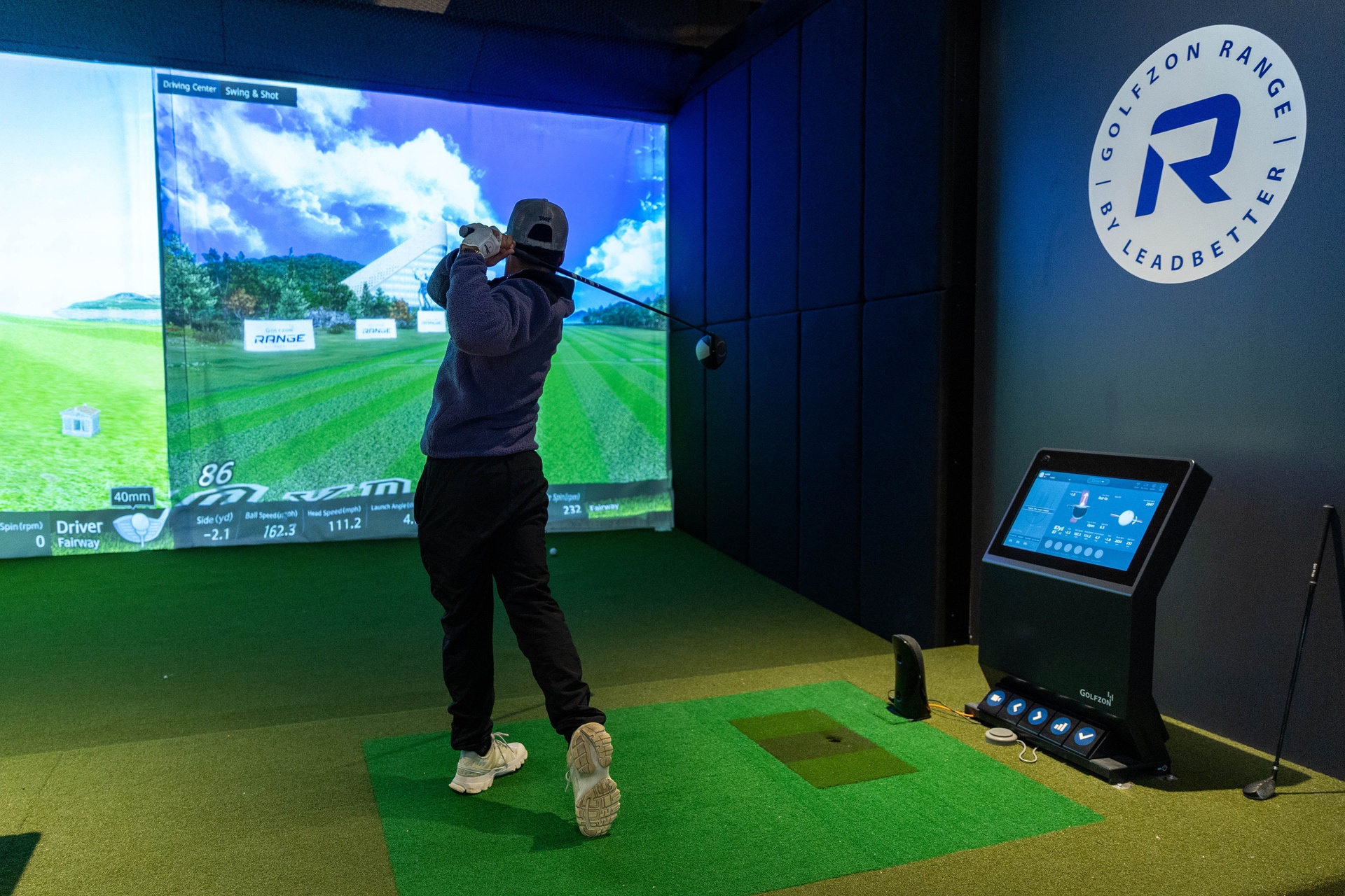 GOLFZON RANGE (10)