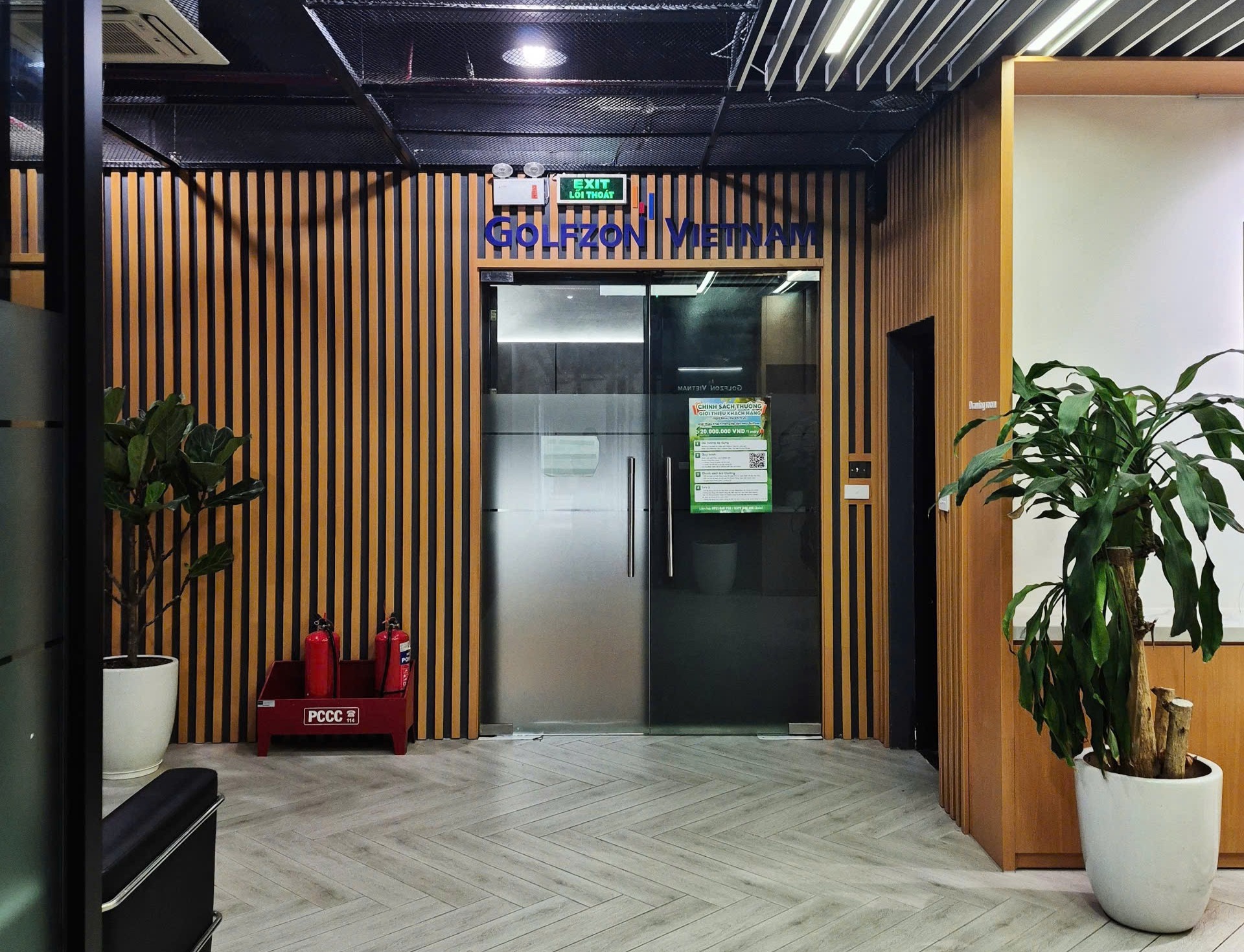 GOLFZON VIETNAM OFFICE (1)