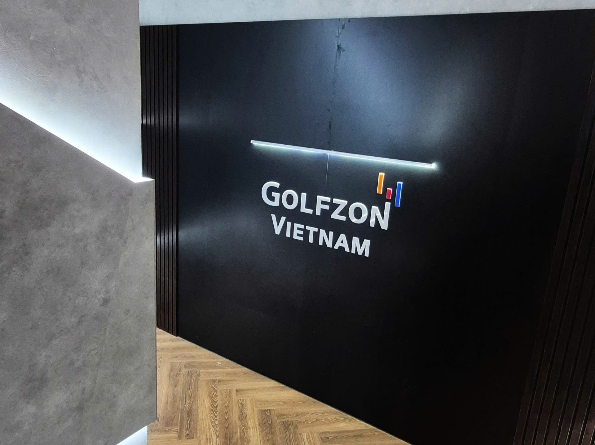 GOLFZON VIETNAM OFFICE (2)