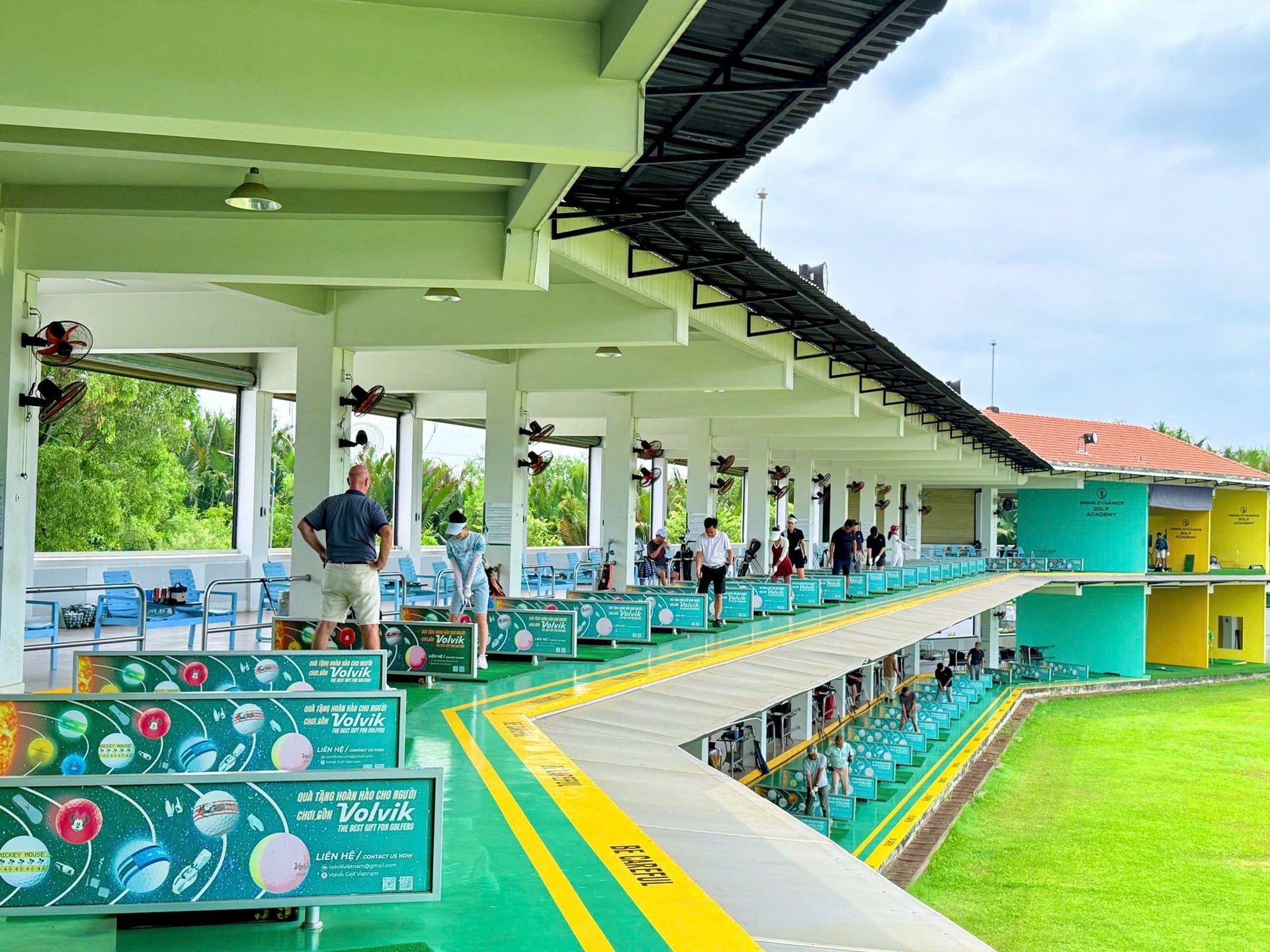 GOLFZON VIETNAM RACH CHIEC GOLF DRIVING RANGE (5)