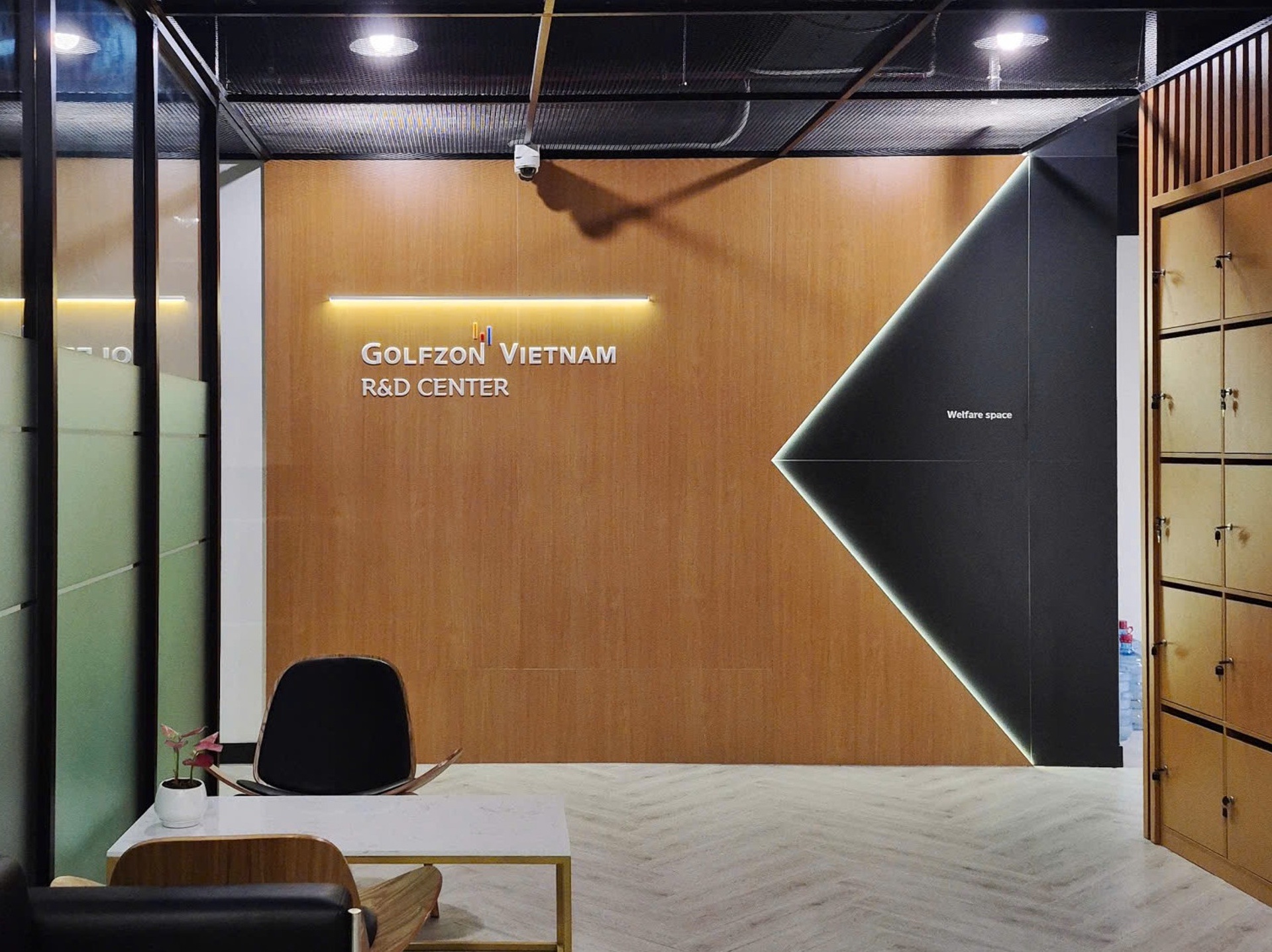 GOLFZON VIETNAM R&D CENTER